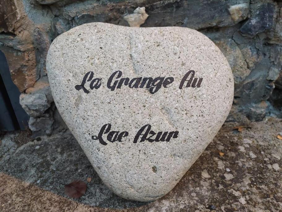 Gite De Charme : La Grange Au Lac Azur Treffort  Экстерьер фото